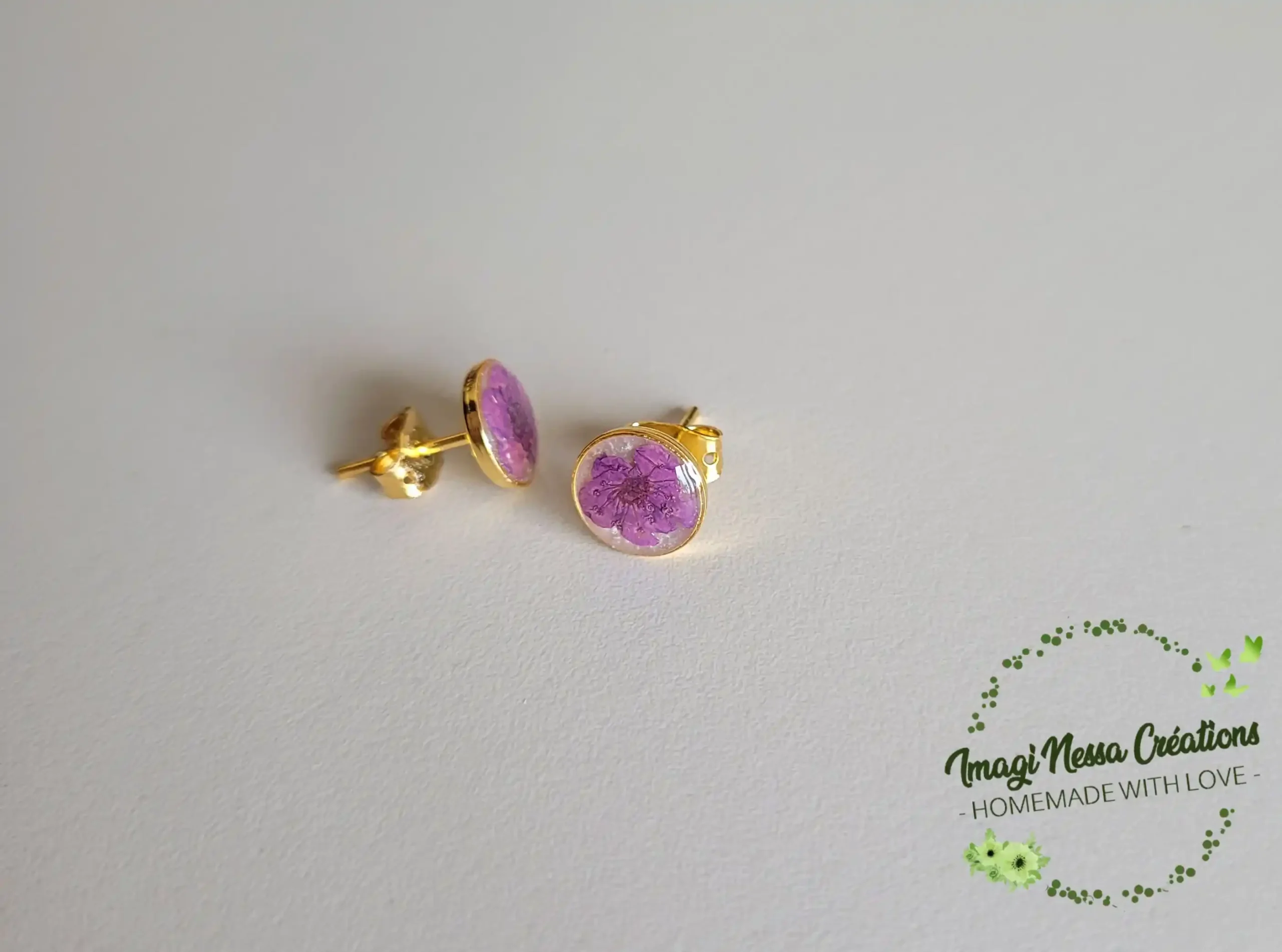 Création de bijoux et d'accessoires en résine – Image 2